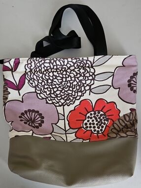 Canvas Floral Tote Bag with Olive Faux-Leather Base